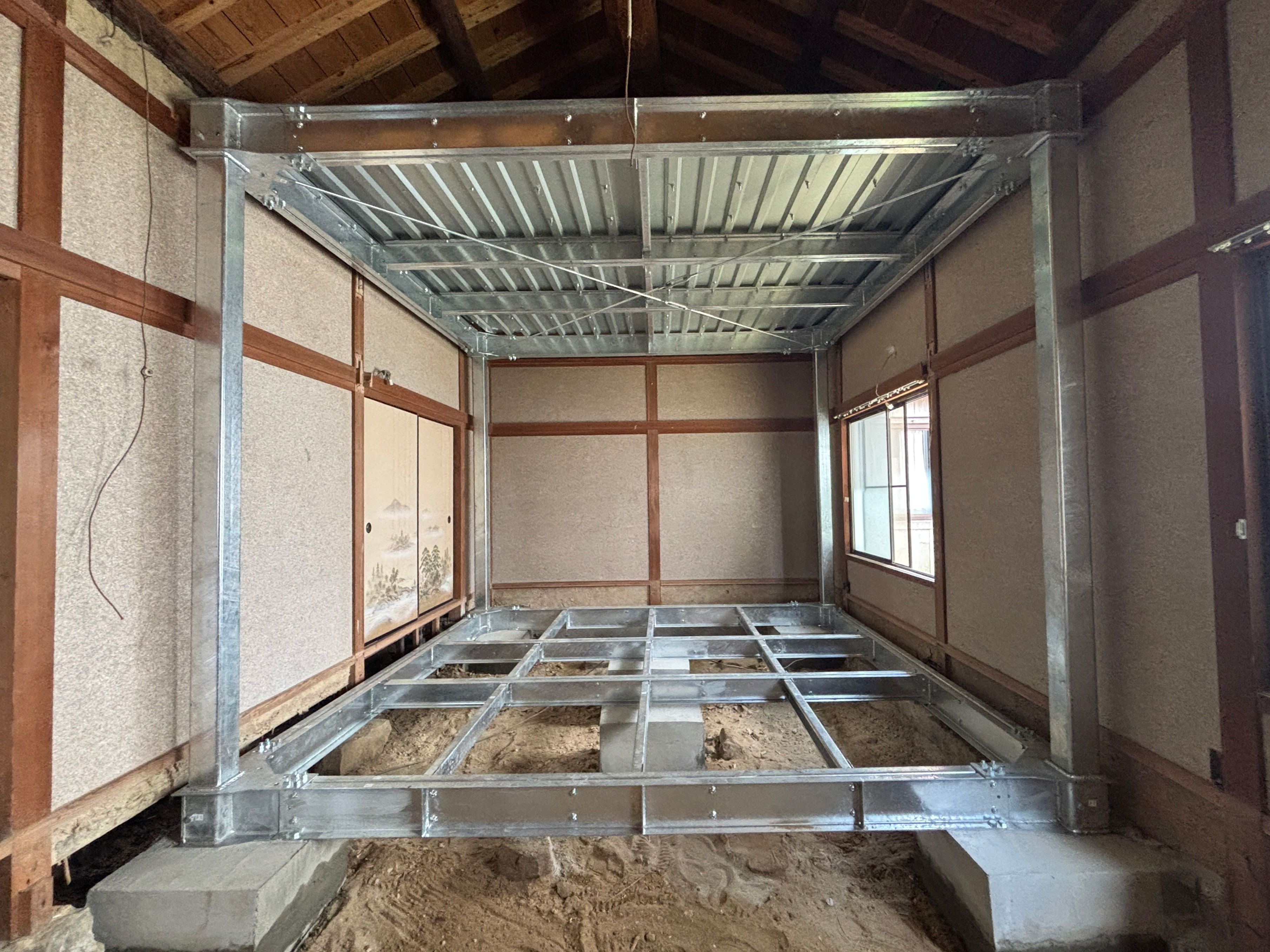 シェル太くんリフォーム中の写真